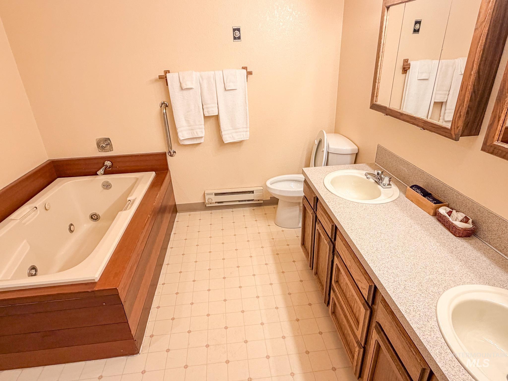 1607 Davis Ave., McCall, Idaho 83638, 2 Bedrooms, 2 Bathrooms, Residential For Sale, Price $625,000,MLS 98969552