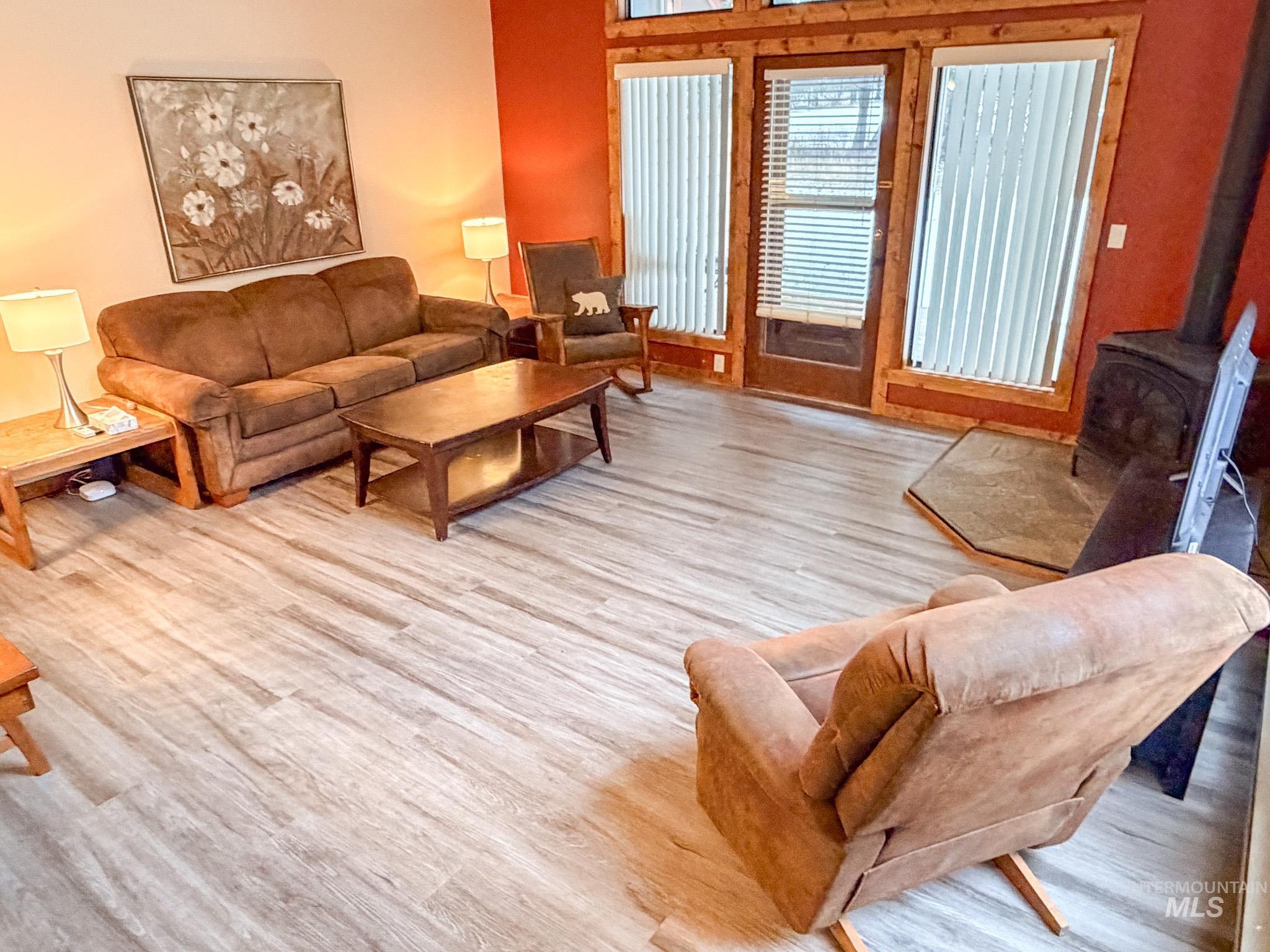 1607 Davis Ave., McCall, Idaho 83638, 2 Bedrooms, 2 Bathrooms, Residential For Sale, Price $625,000,MLS 98969552