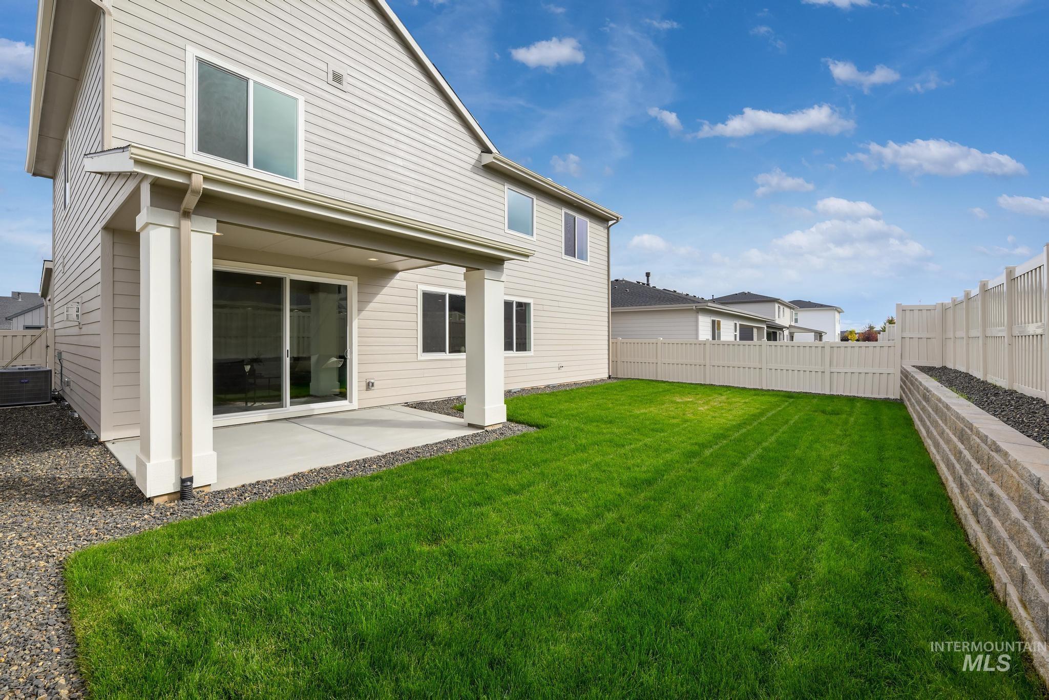 6189 W Snow Currant St, Meridian, Idaho 83646, 4 Bedrooms, 3 Bathrooms, Residential For Sale, Price $629,000,MLS 98969560