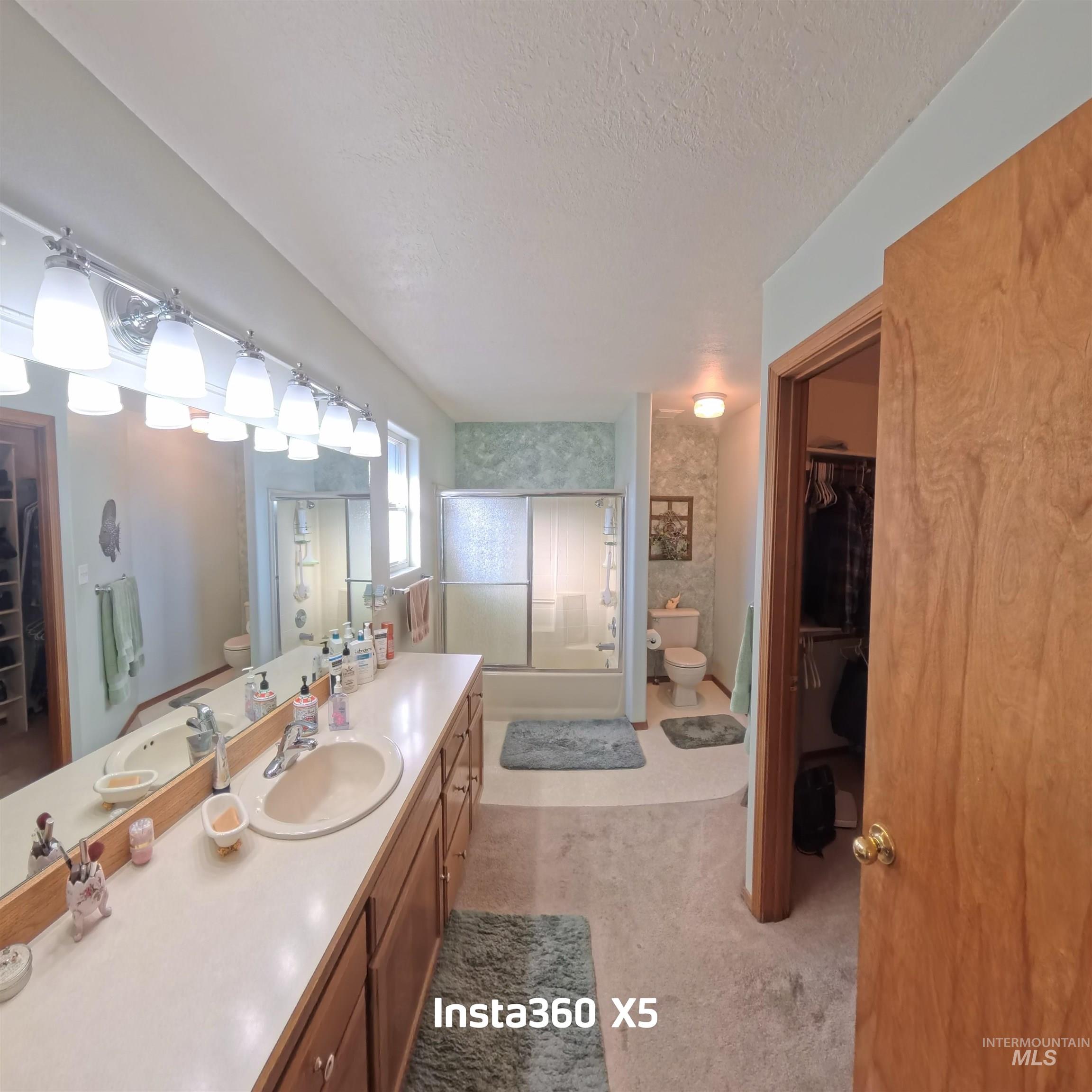 2450 Julie Lane, Twin Falls, Idaho 83301, 4 Bedrooms, 3 Bathrooms, Residential For Sale, Price $675,000, 98969562