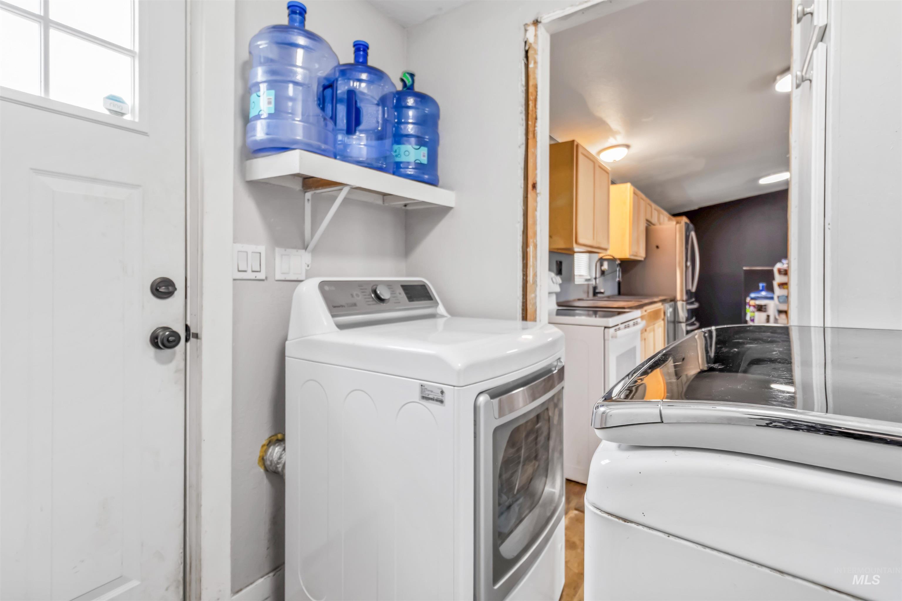 5827 E Little Basin Rd, King Hill, Idaho 83633, 4 Bedrooms, 2 Bathrooms, Residential For Sale, Price $405,000,MLS 98969564