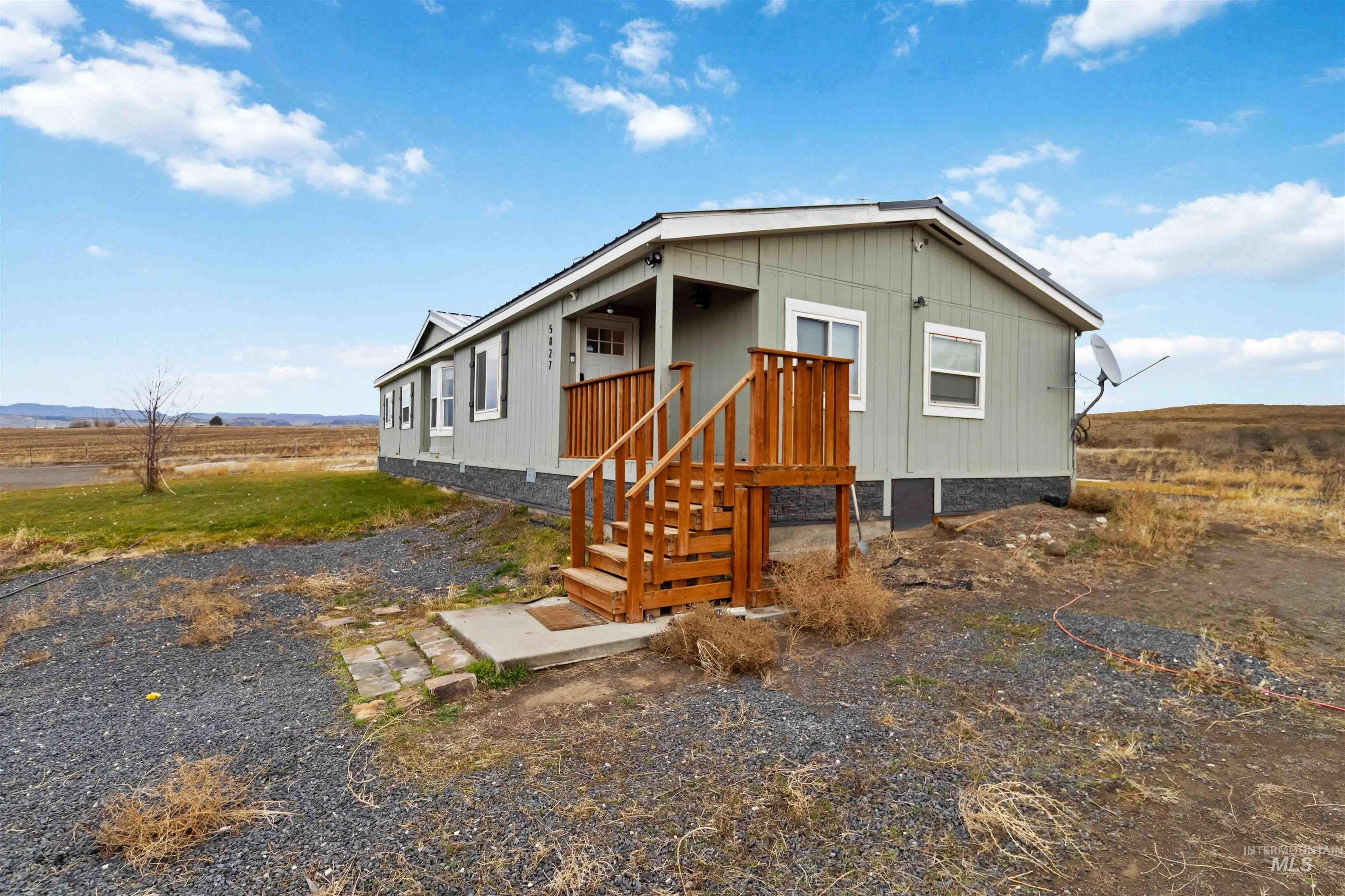 5827 E Little Basin Rd, King Hill, Idaho 83633, 4 Bedrooms, 2 Bathrooms, Residential For Sale, Price $405,000,MLS 98969564