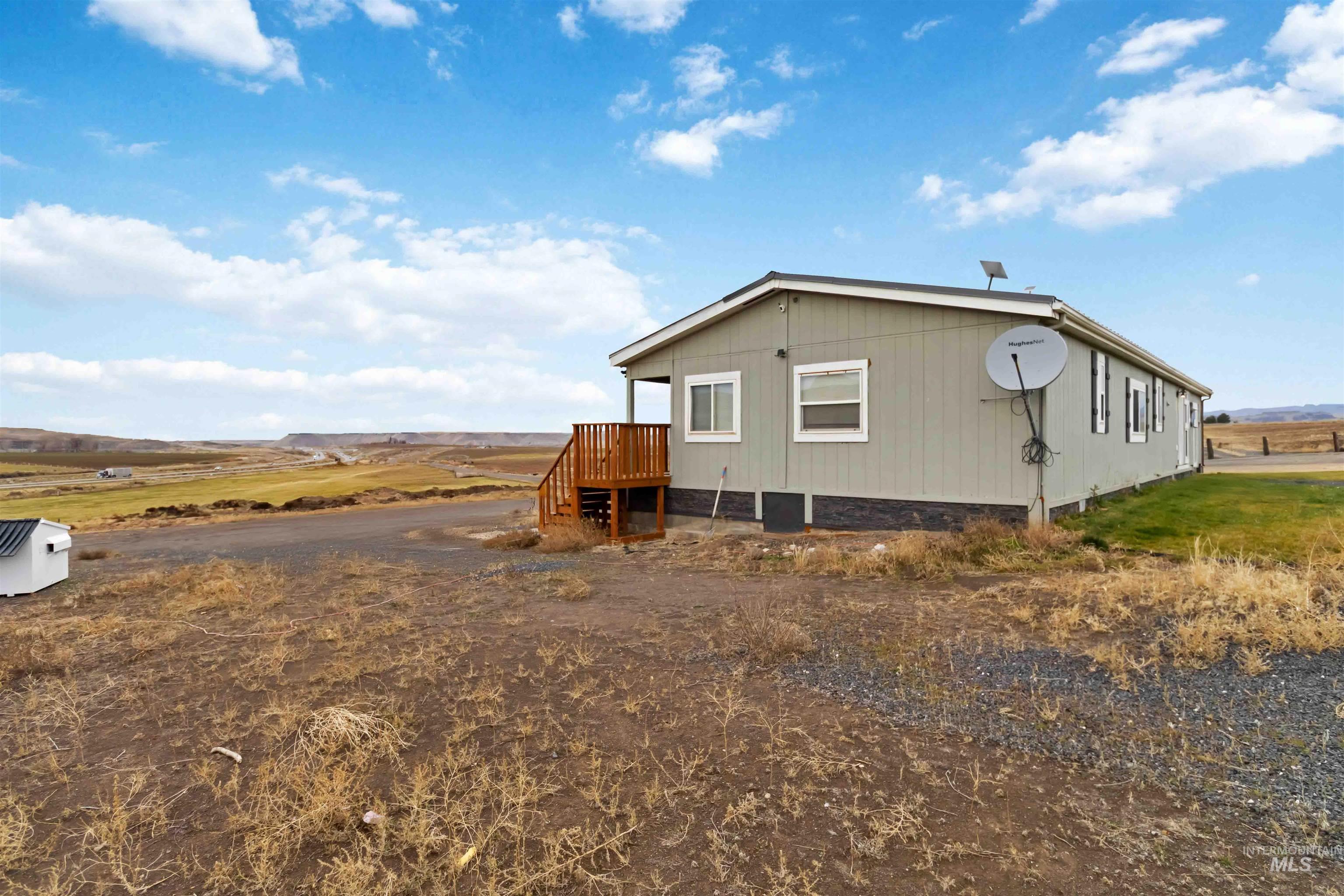 5827 E Little Basin Rd, King Hill, Idaho 83633, 4 Bedrooms, 2 Bathrooms, Residential For Sale, Price $405,000,MLS 98969564