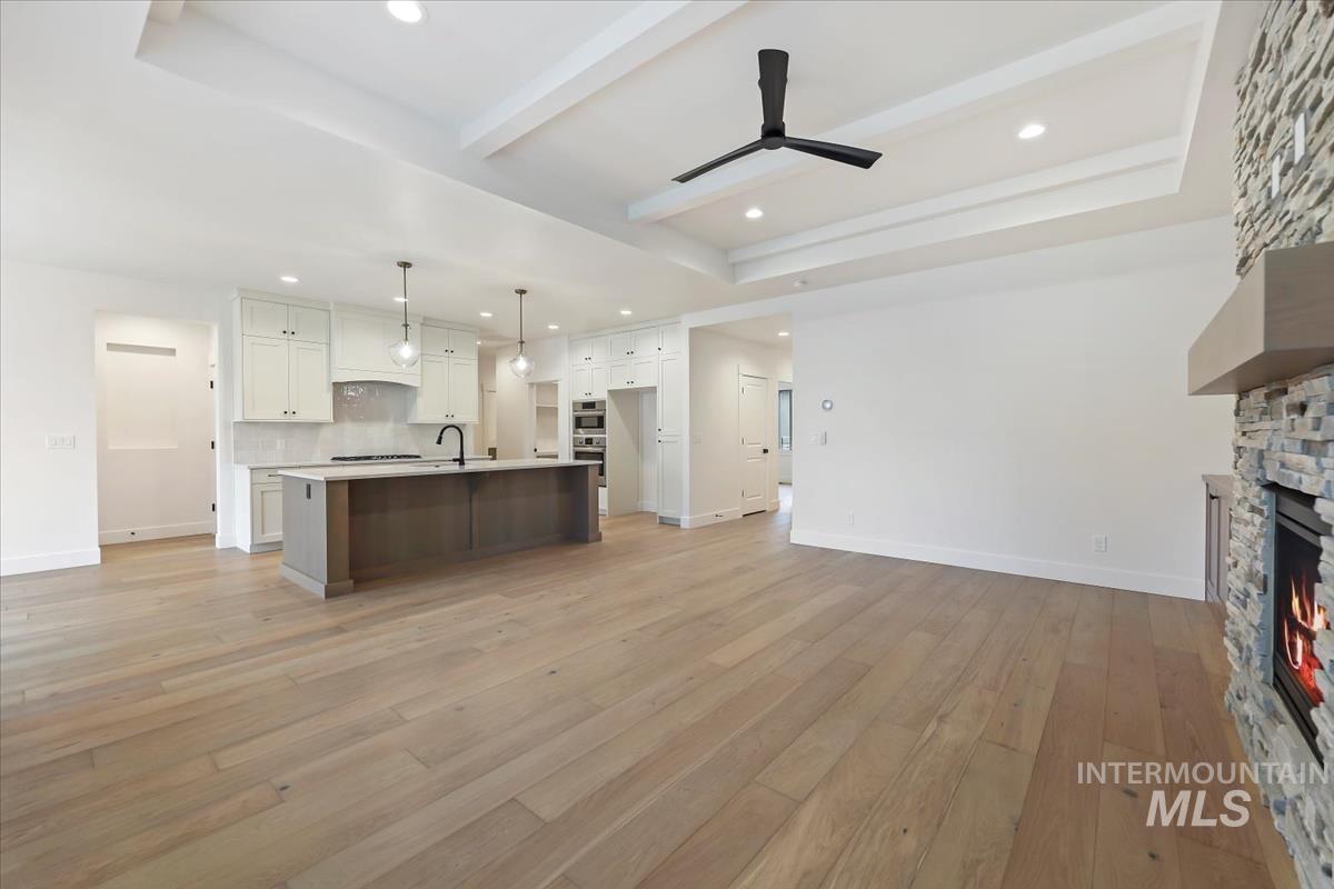 2201 E Blakehurst St, Kuna, Idaho 83634, 3 Bedrooms, 2.5 Bathrooms, Residential For Sale, Price $769,880, 98969567