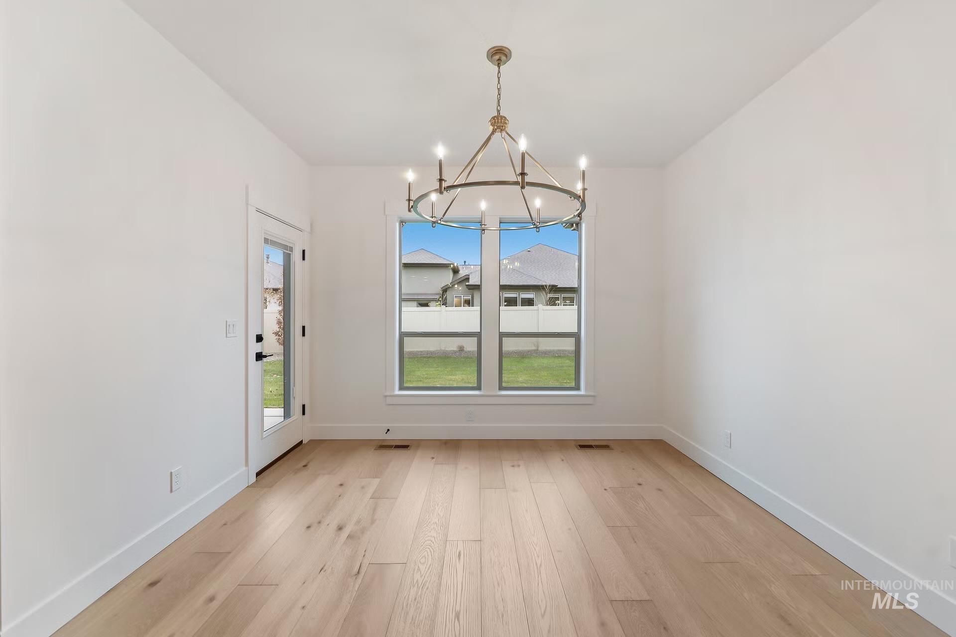 2201 E Blakehurst St, Kuna, Idaho 83634, 3 Bedrooms, 2.5 Bathrooms, Residential For Sale, Price $769,880, 98969567