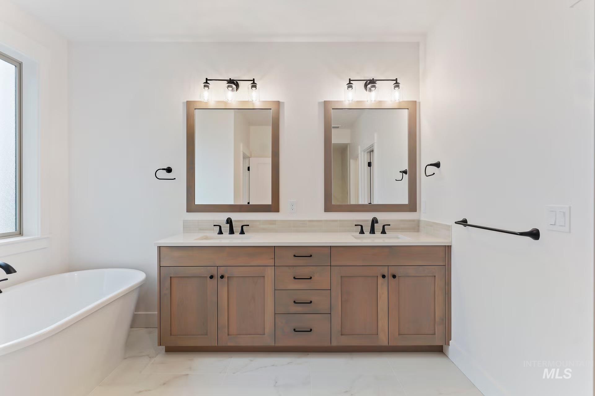 2201 E Blakehurst St, Kuna, Idaho 83634, 3 Bedrooms, 2.5 Bathrooms, Residential For Sale, Price $769,880, 98969567