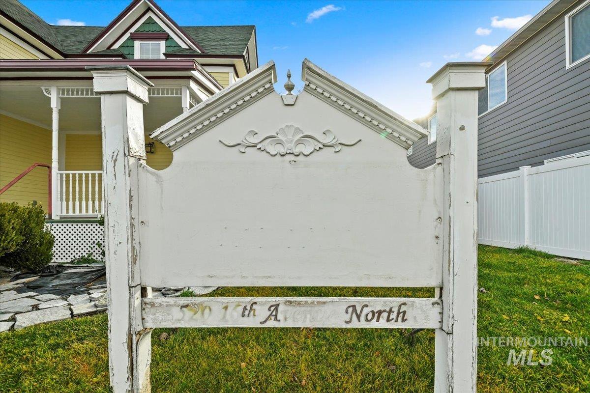 520 N 16th Ave, Nampa, Idaho 83687, 3 Bedrooms, 3 Bathrooms, Residential For Sale, Price $487,000,MLS 98969582