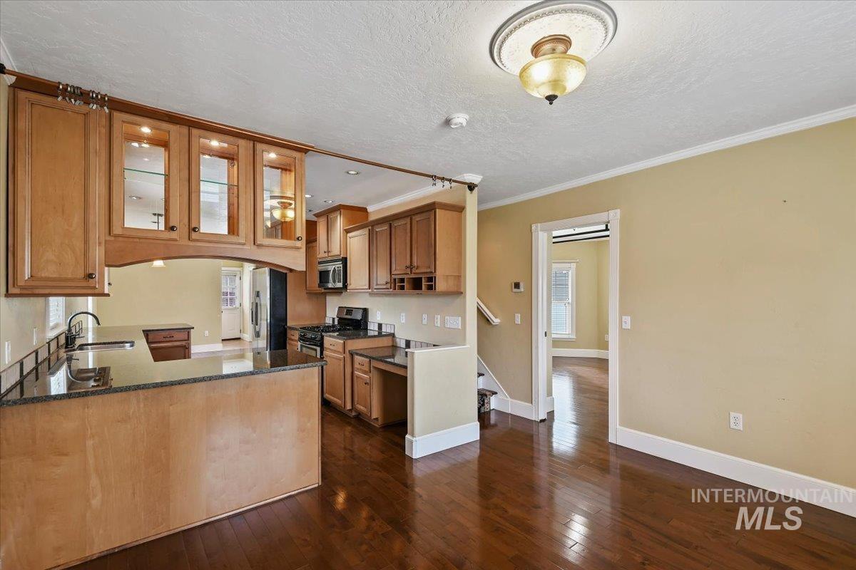 520 N 16th Ave, Nampa, Idaho 83687, 3 Bedrooms, 3 Bathrooms, Residential For Sale, Price $487,000,MLS 98969582