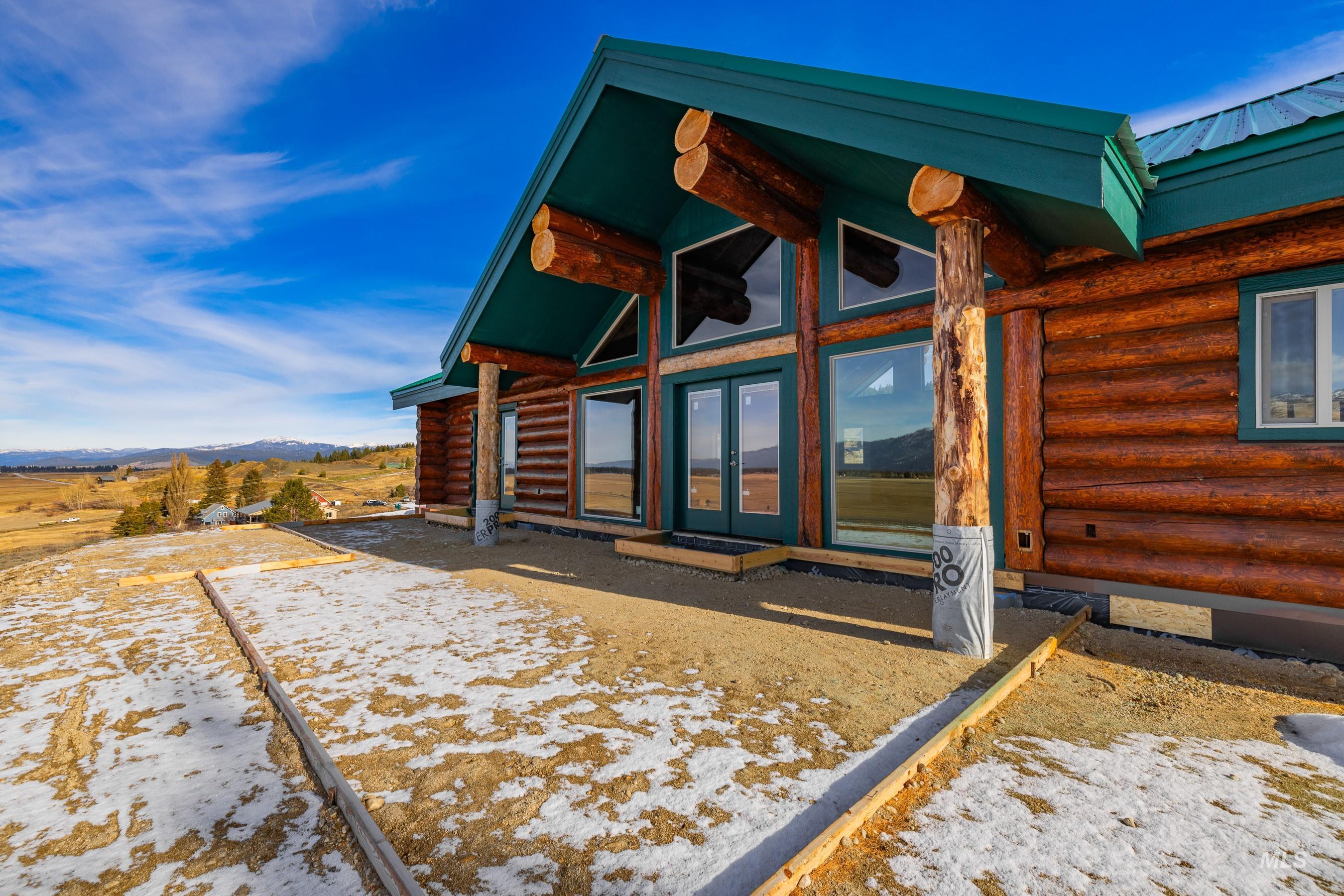 12594 Takeuchi Dr, Donnelly, Idaho 83615, 2 Bedrooms, 2 Bathrooms, Residential For Sale, Price $699,000,MLS 98969584