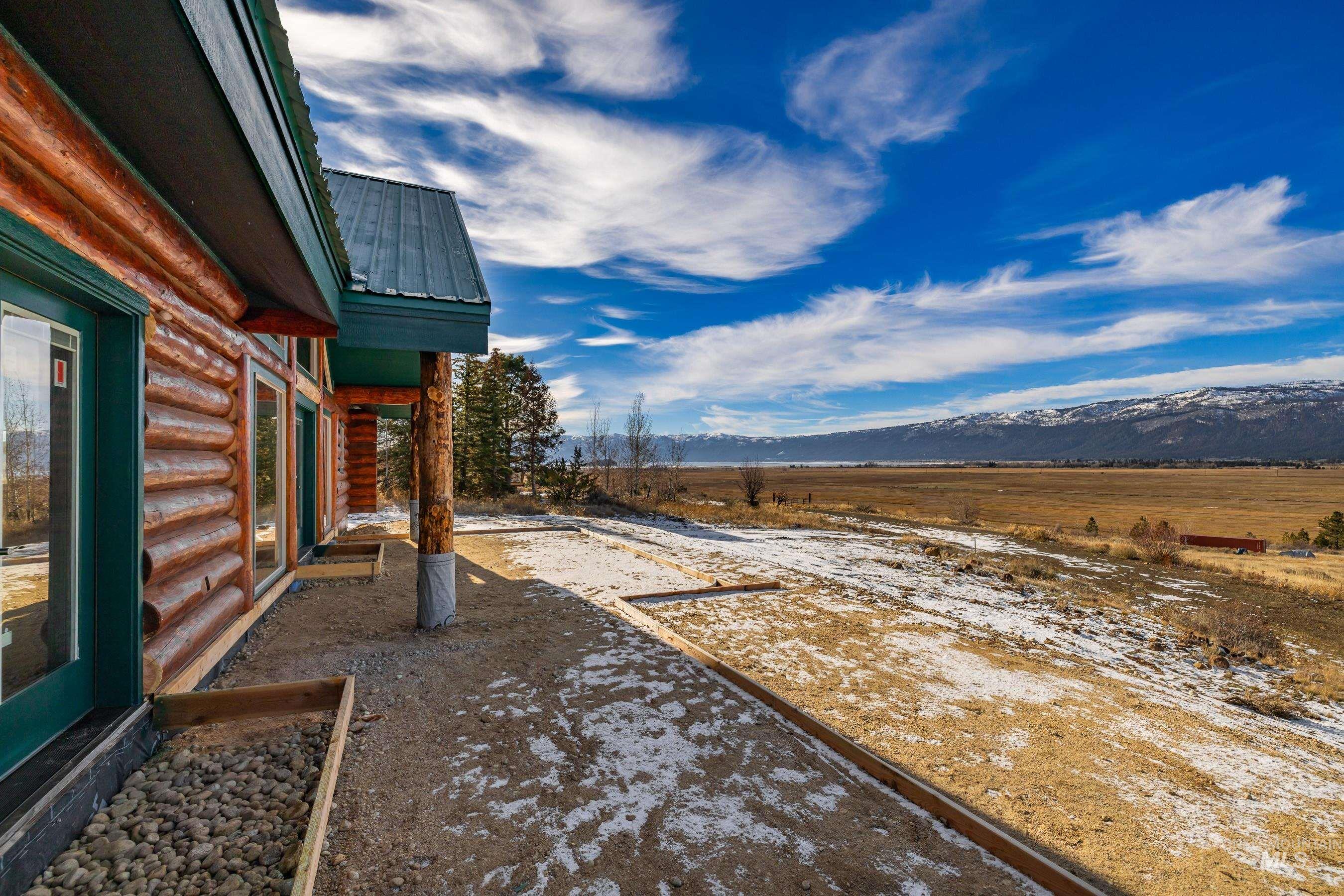 12594 Takeuchi Dr, Donnelly, Idaho 83615, 2 Bedrooms, 2 Bathrooms, Residential For Sale, Price $699,000,MLS 98969584