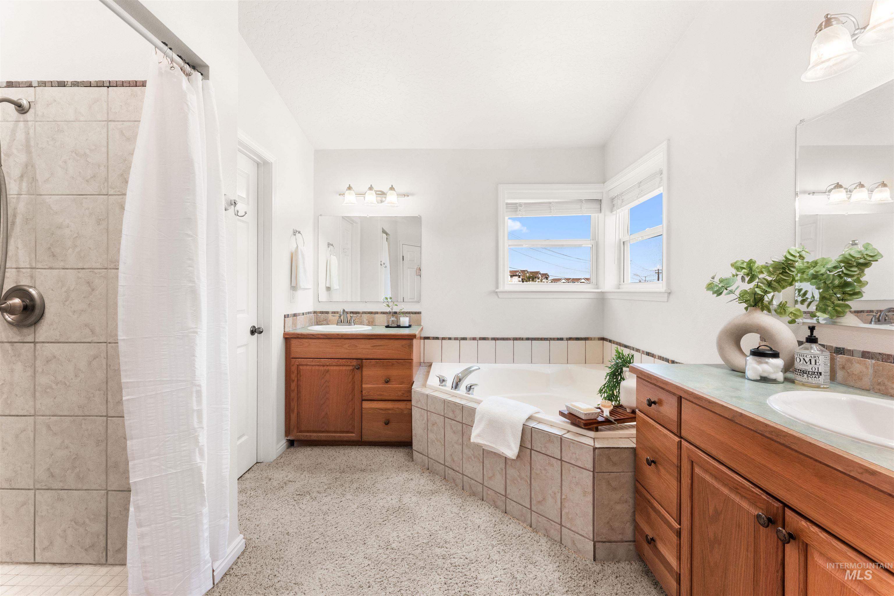 728 N Apricot Pl, Nampa, Idaho 83687, 4 Bedrooms, 2.5 Bathrooms, Residential For Sale, Price $569,900, 98969589