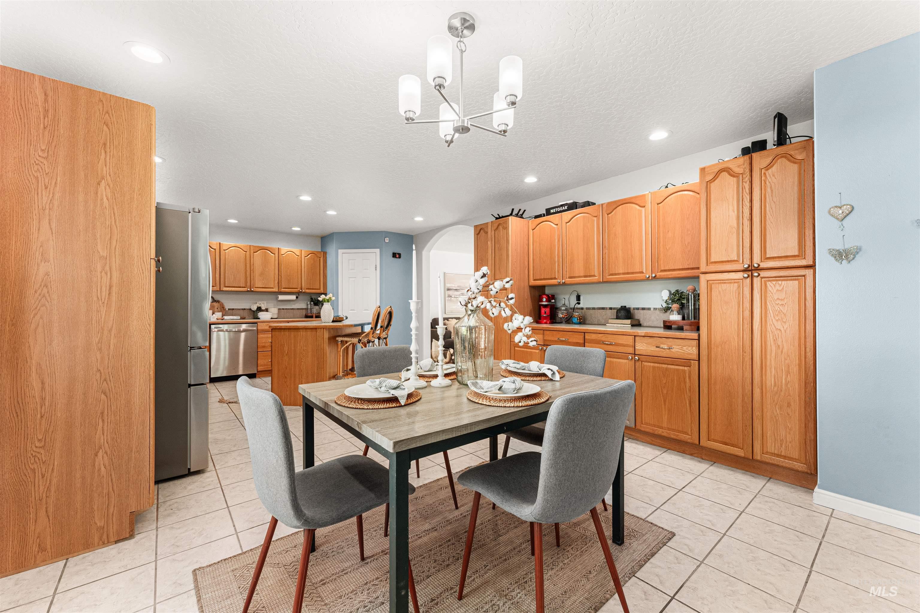 728 N Apricot Pl, Nampa, Idaho 83687, 4 Bedrooms, 2.5 Bathrooms, Residential For Sale, Price $569,900, 98969589