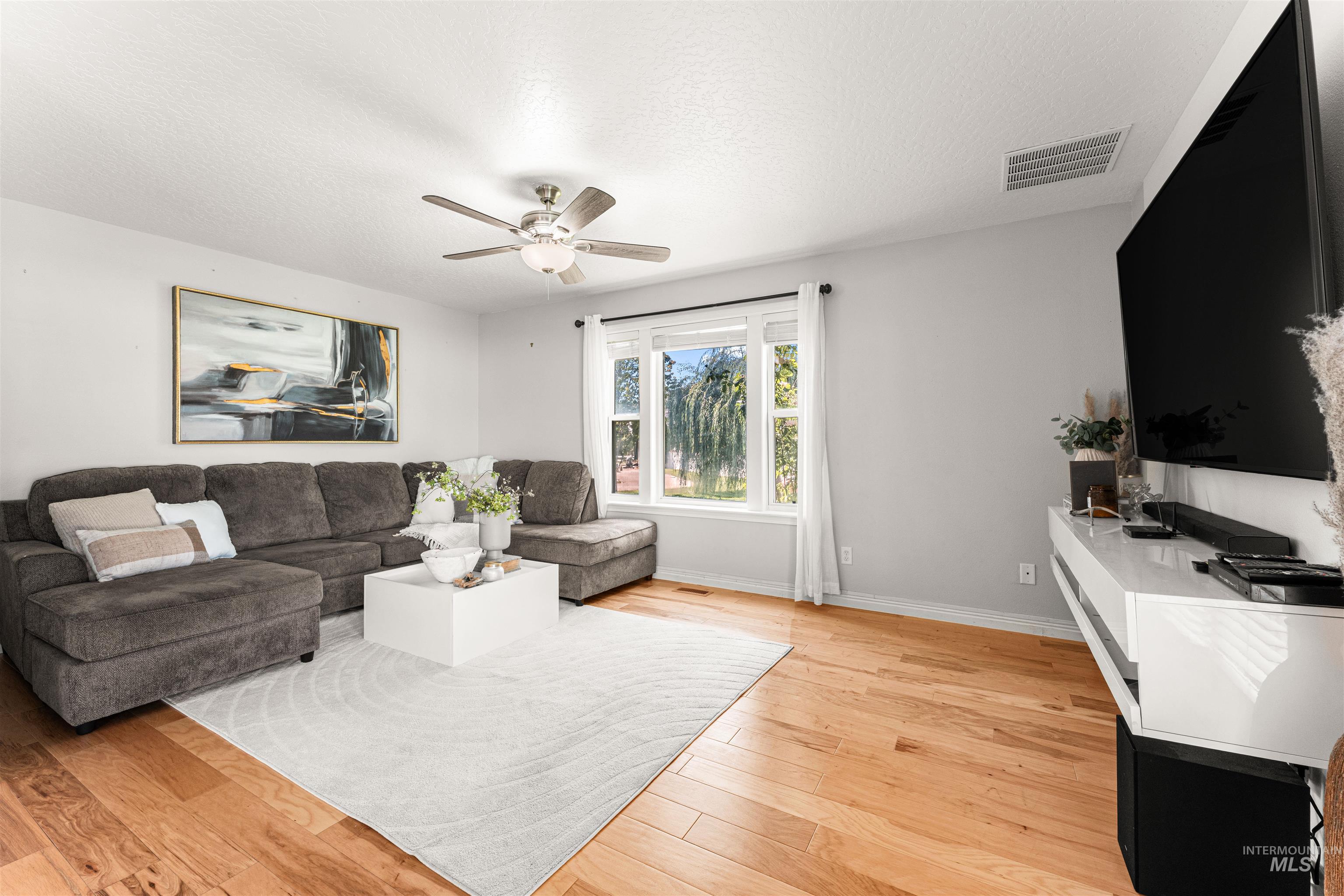 728 N Apricot Pl, Nampa, Idaho 83687, 4 Bedrooms, 2.5 Bathrooms, Residential For Sale, Price $569,900, 98969589