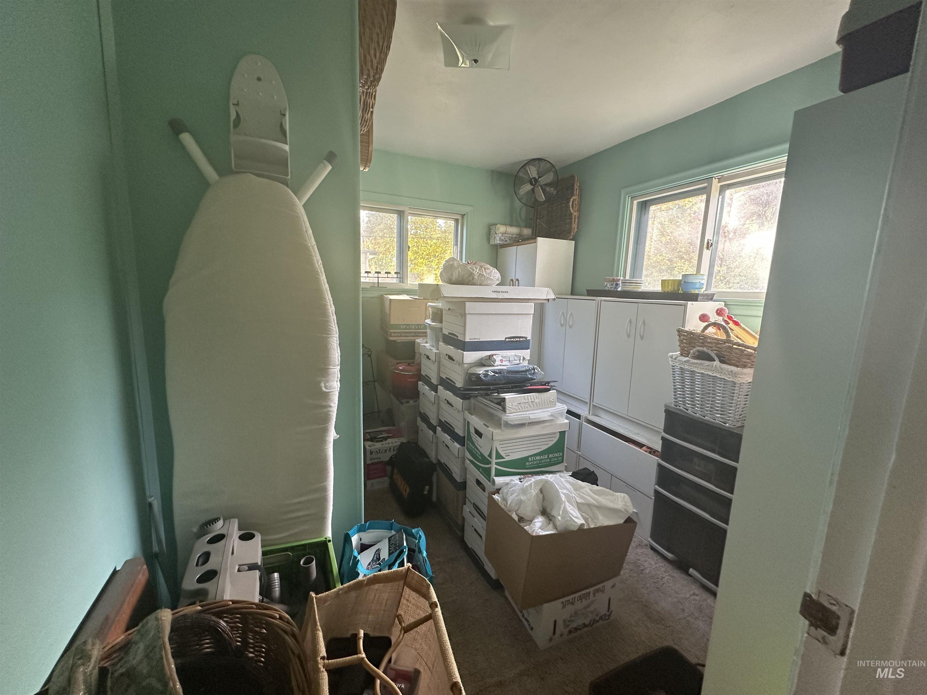 435 S 10th E, Mountain Home, Idaho 83647, 3 Bedrooms, 1.5 Bathrooms, Residential For Sale, Price $256,000, 98969604