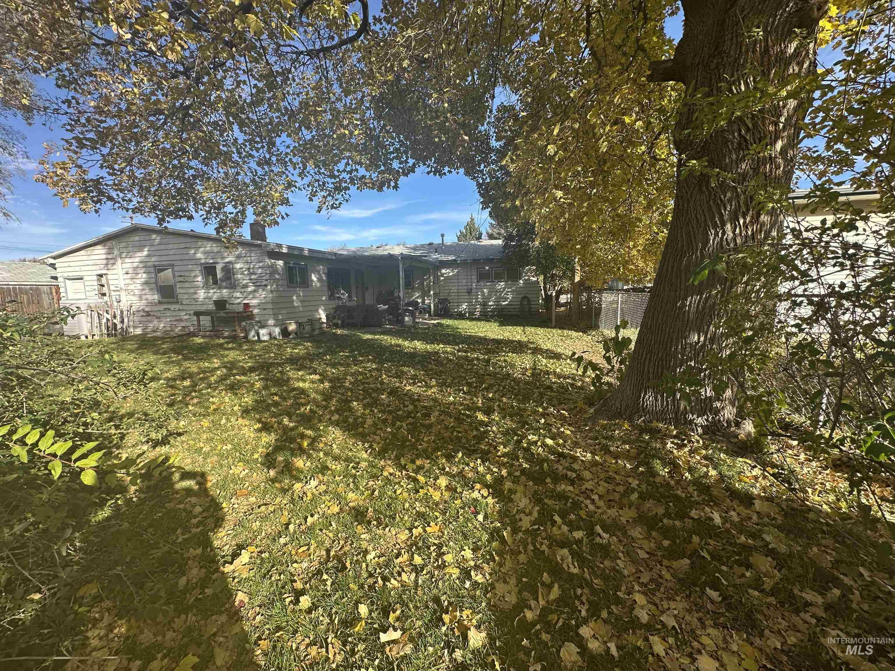 435 S 10th E, Mountain Home, Idaho 83647, 3 Bedrooms, 1.5 Bathrooms, Residential For Sale, Price $256,000, 98969604