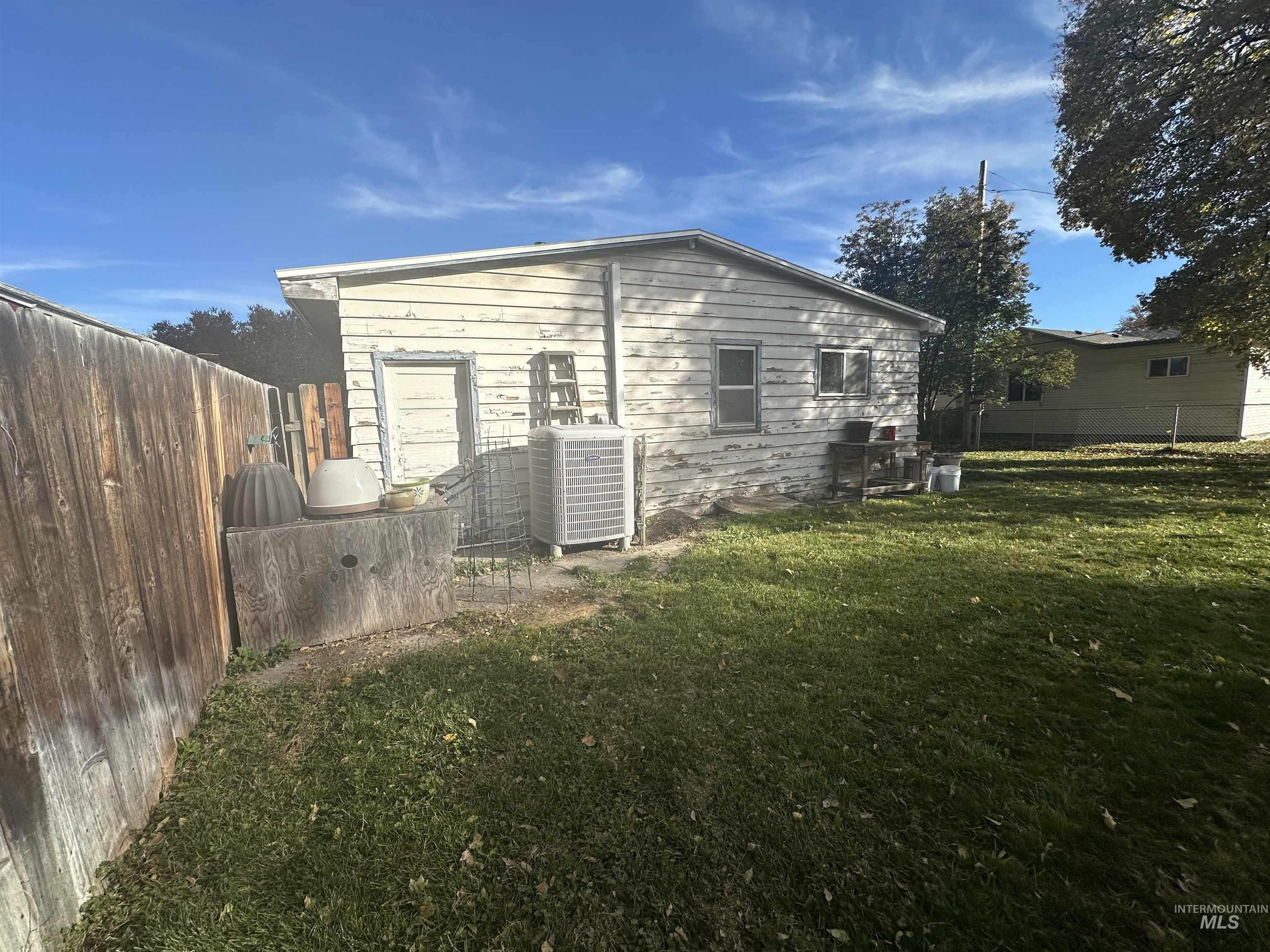 435 S 10th E, Mountain Home, Idaho 83647, 3 Bedrooms, 1.5 Bathrooms, Residential For Sale, Price $256,000, 98969604