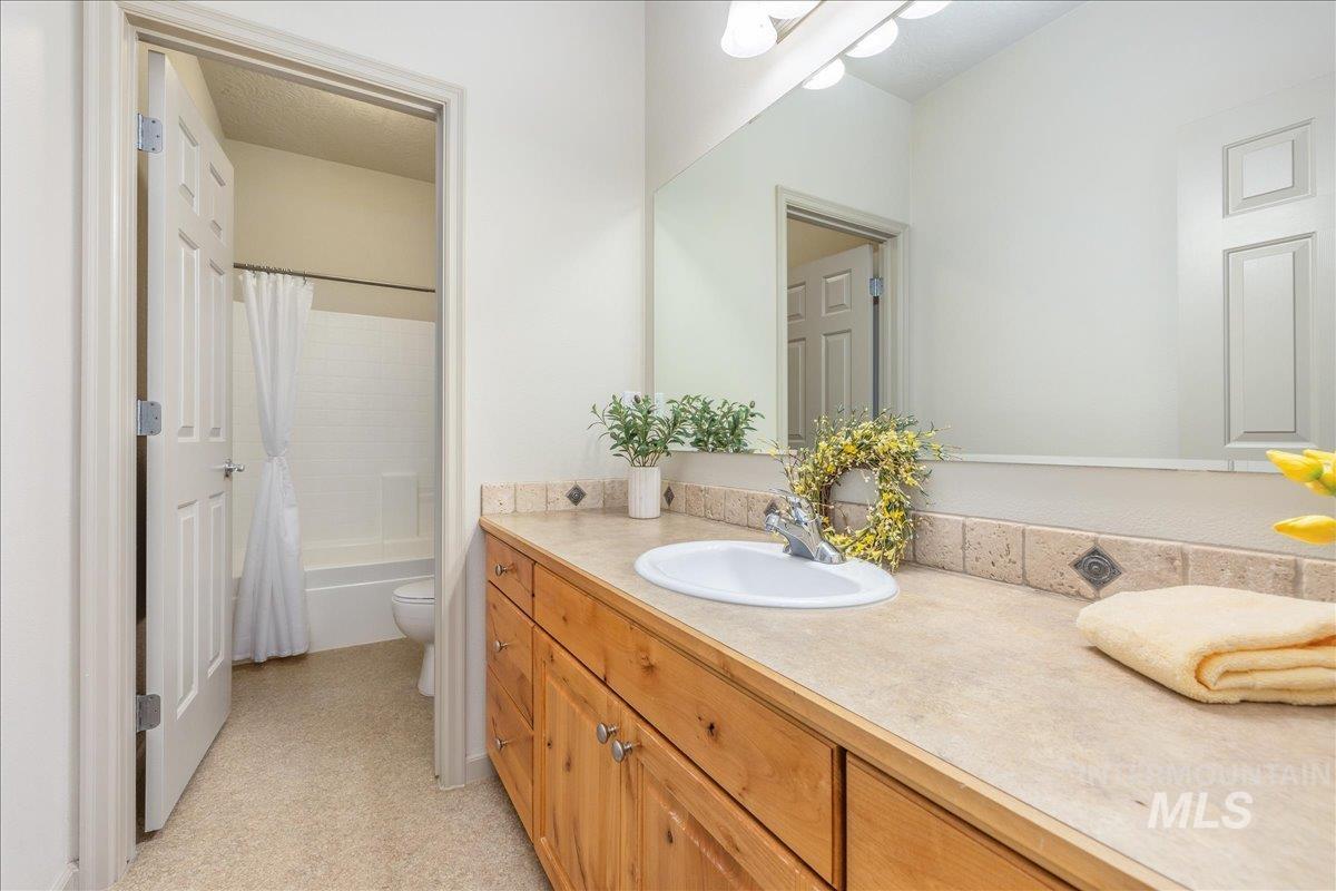 1300 W Barrymore Dr, Meridian, Idaho 83646-3925, 3 Bedrooms, 2 Bathrooms, Residential For Sale, Price $585,000, 98969608