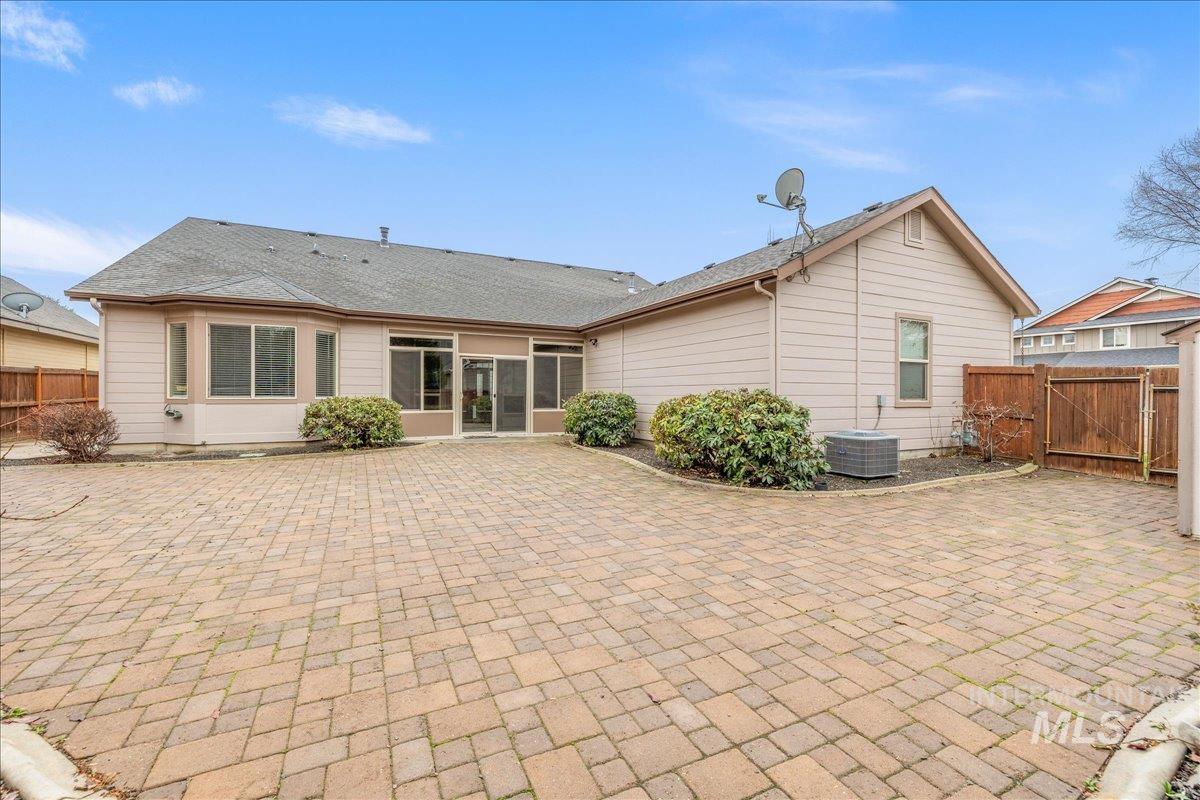 1300 W Barrymore Dr, Meridian, Idaho 83646-3925, 3 Bedrooms, 2 Bathrooms, Residential For Sale, Price $585,000, 98969608