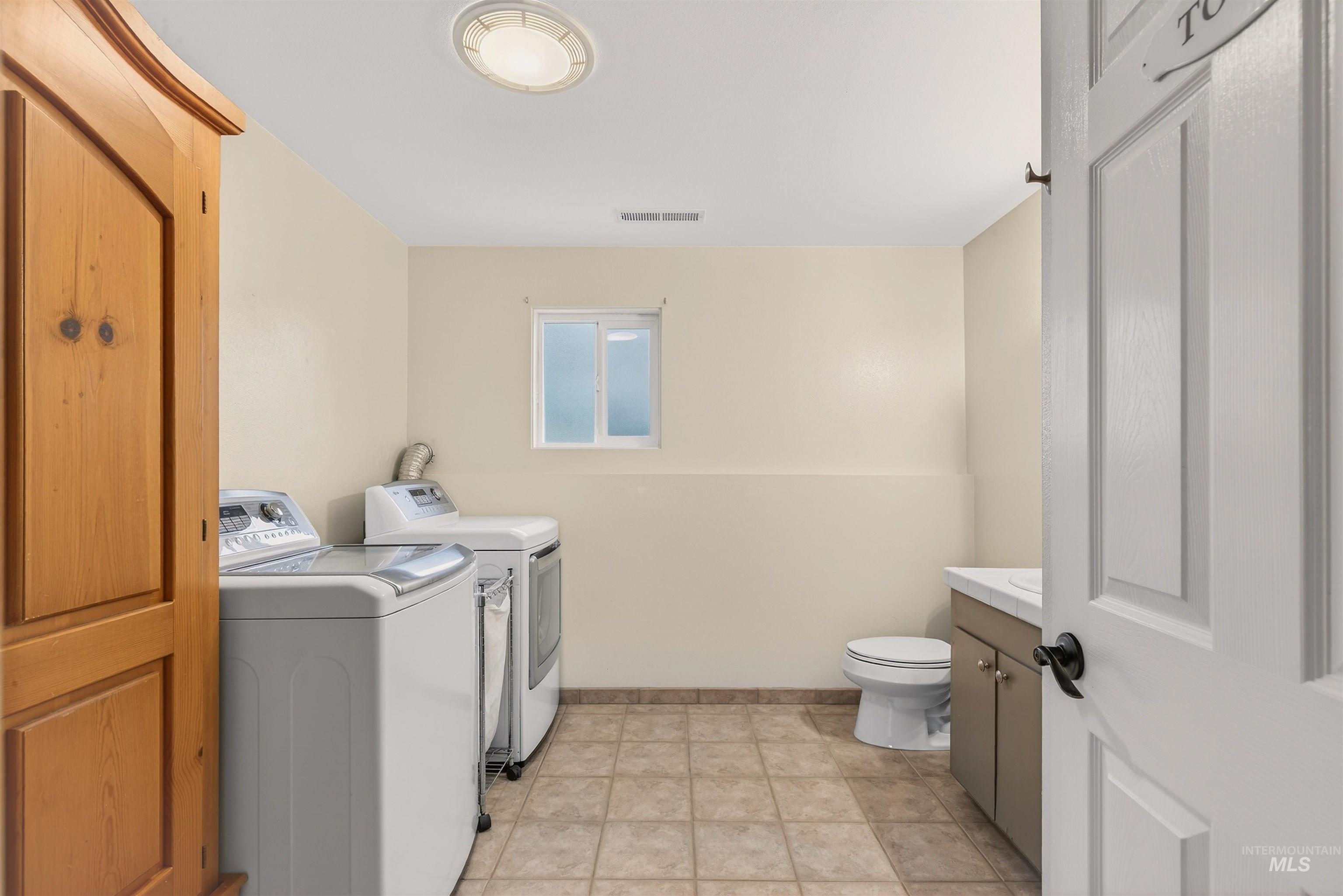 2244 2nd Street, Lewiston, Idaho 83501, 4 Bedrooms, 2 Bathrooms, Residential For Sale, Price $487,500,MLS 98969611