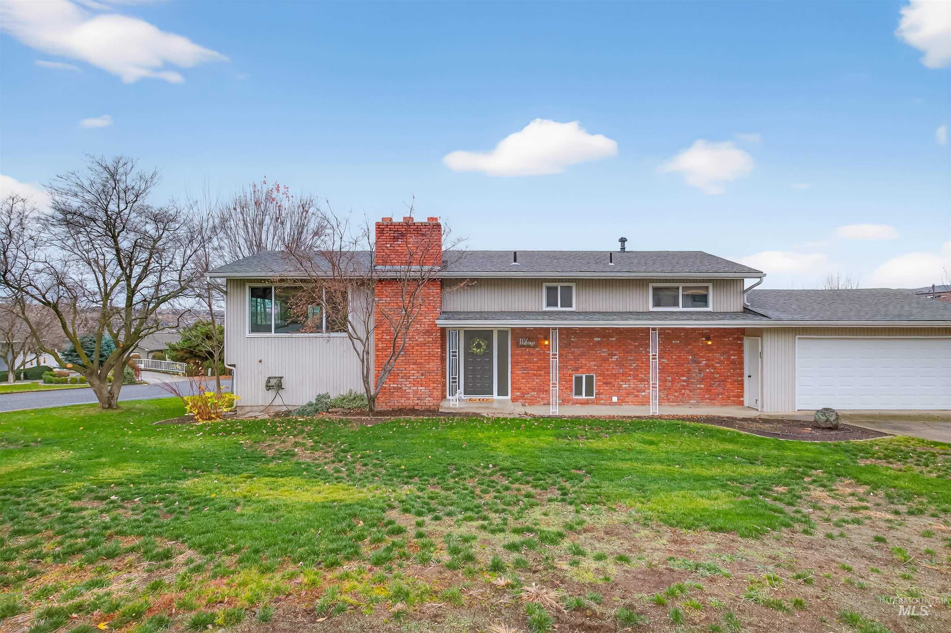 2244 2nd Street, Lewiston, Idaho 83501, 4 Bedrooms, 2 Bathrooms, Residential For Sale, Price $487,500,MLS 98969611