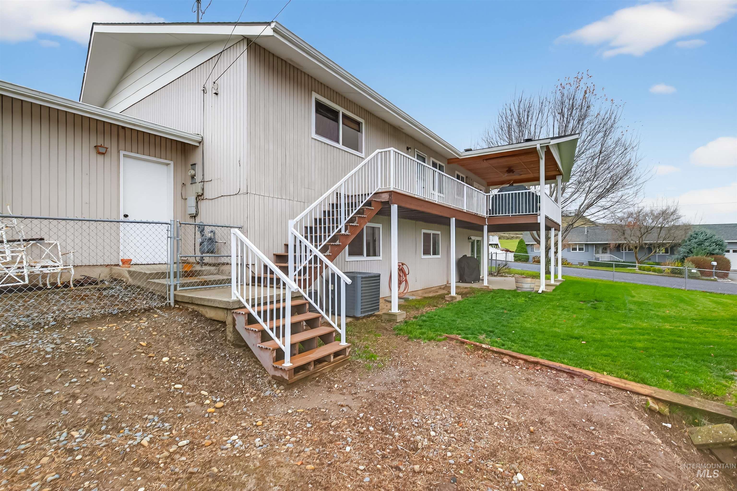 2244 2nd Street, Lewiston, Idaho 83501, 4 Bedrooms, 2 Bathrooms, Residential For Sale, Price $487,500,MLS 98969611