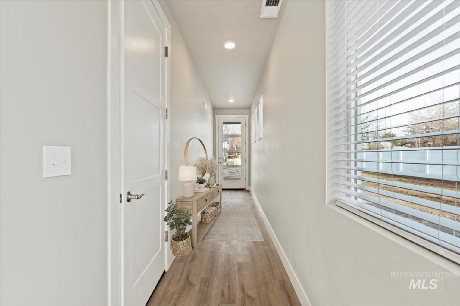 2791 W Palouse St, Boise, Idaho 83705, 3 Bedrooms, 2.5 Bathrooms, Residential For Sale, Price $474,999,MLS 98969612