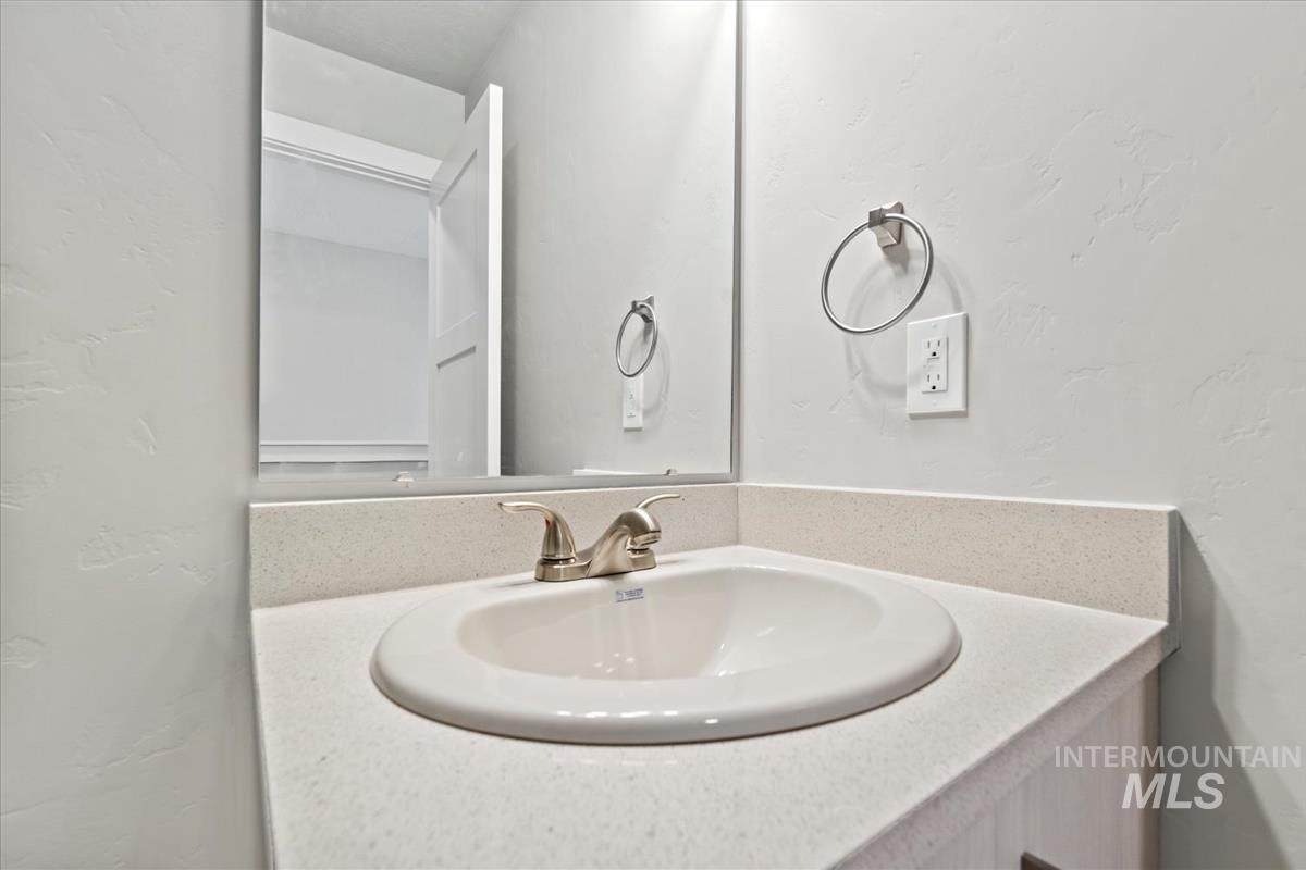 2791 W Palouse St, Boise, Idaho 83705, 3 Bedrooms, 2.5 Bathrooms, Residential For Sale, Price $474,999,MLS 98969612