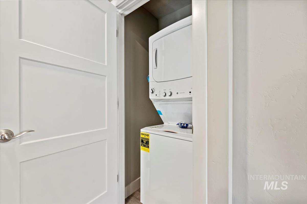 2791 W Palouse St, Boise, Idaho 83705, 3 Bedrooms, 2.5 Bathrooms, Residential For Sale, Price $474,999,MLS 98969612