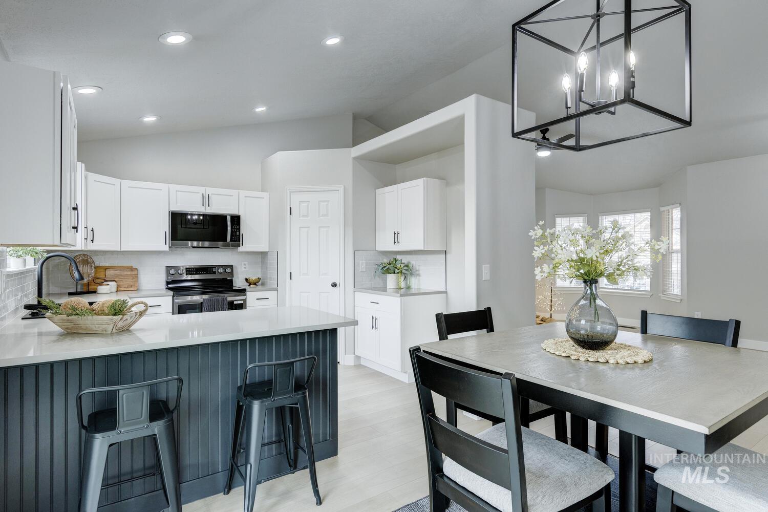 919 Muirfield, Nampa, Idaho 83686, 4 Bedrooms, 2 Bathrooms, Residential For Sale, Price $433,700,MLS 98969617