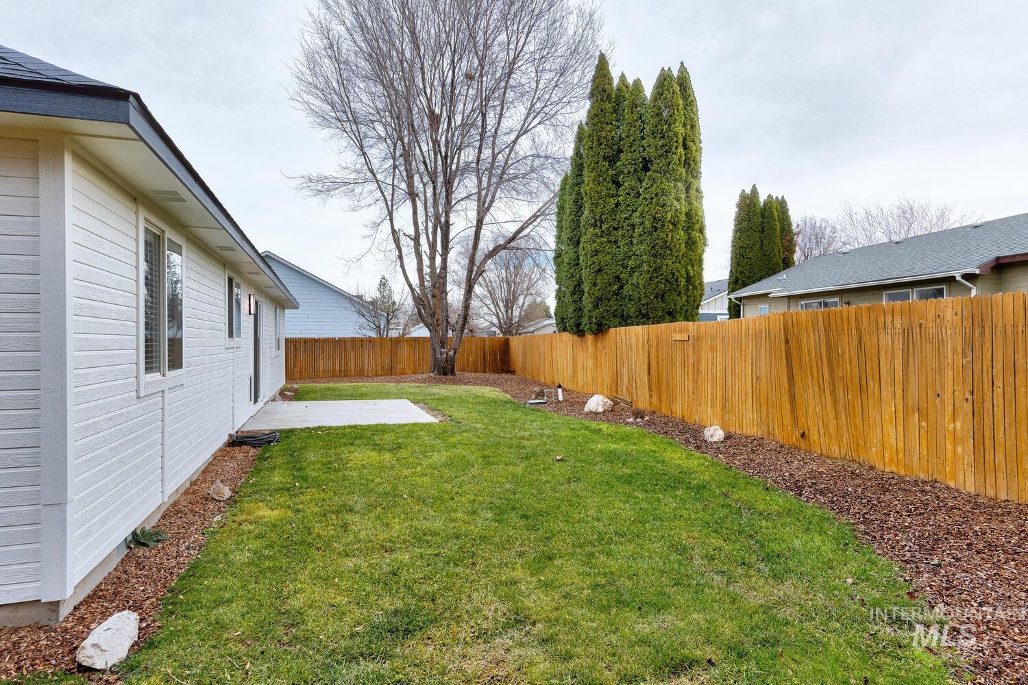 919 Muirfield, Nampa, Idaho 83686, 4 Bedrooms, 2 Bathrooms, Residential For Sale, Price $433,700,MLS 98969617