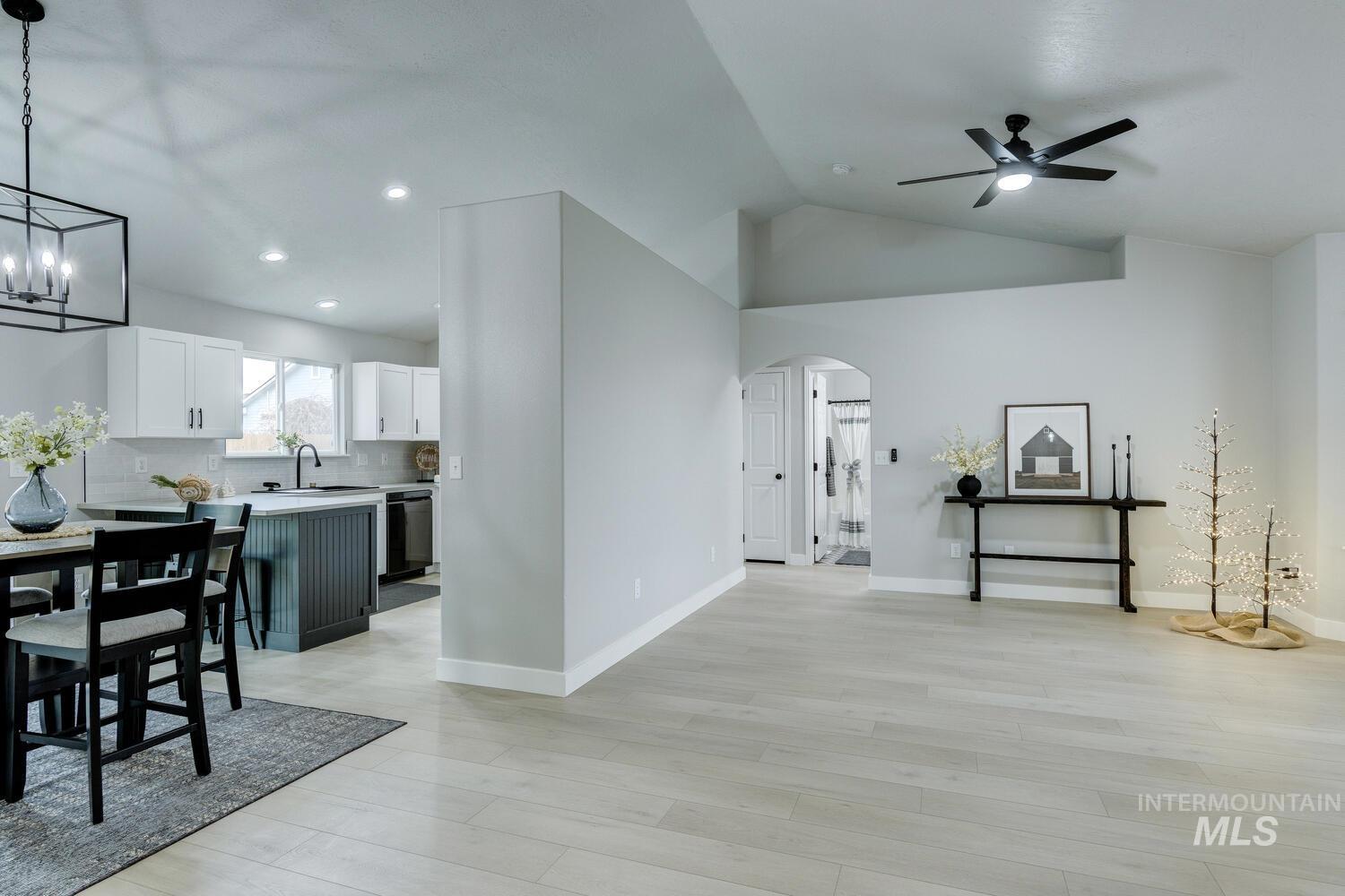 919 Muirfield, Nampa, Idaho 83686, 4 Bedrooms, 2 Bathrooms, Residential For Sale, Price $433,700,MLS 98969617