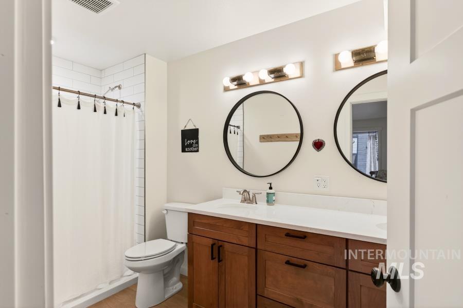 103 N Almon #203, Moscow, Idaho 83843, 2 Bedrooms, 2 Bathrooms, Residential For Sale, Price $419,000,MLS 98969620