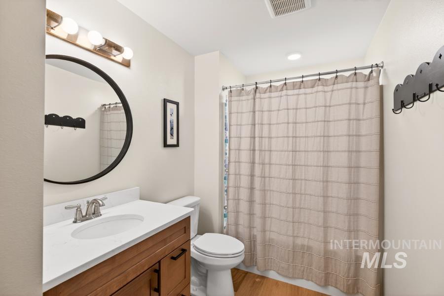 103 N Almon #203, Moscow, Idaho 83843, 2 Bedrooms, 2 Bathrooms, Residential For Sale, Price $419,000,MLS 98969620