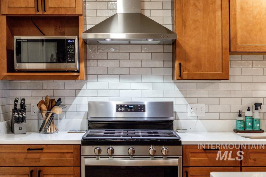 103 N Almon #203, Moscow, Idaho 83843, 2 Bedrooms, 2 Bathrooms, Residential For Sale, Price $419,000,MLS 98969620