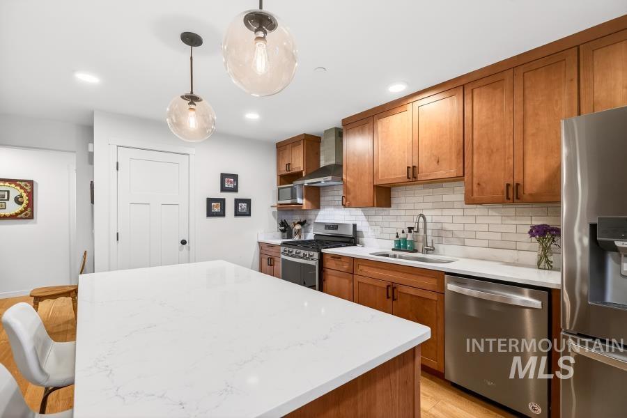 103 N Almon #203, Moscow, Idaho 83843, 2 Bedrooms, 2 Bathrooms, Residential For Sale, Price $419,000,MLS 98969620