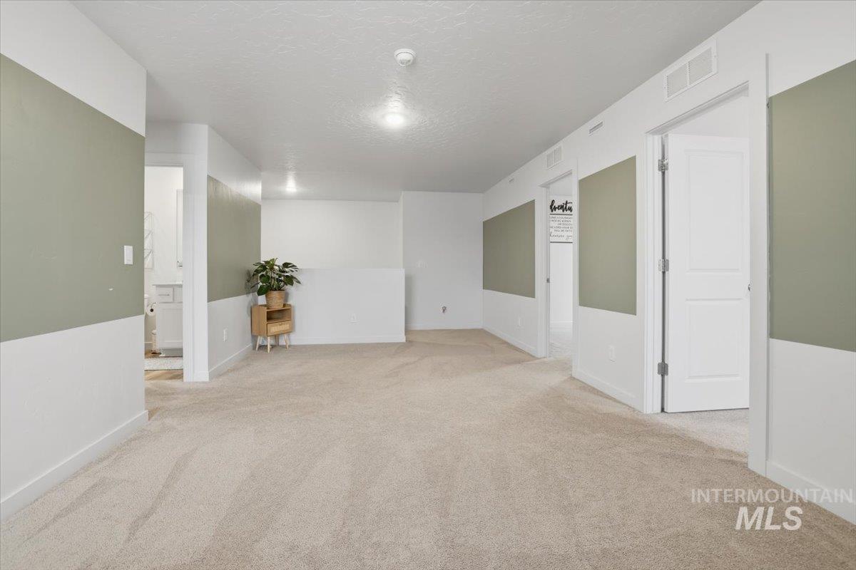 3225 E Mossy Rock Ct, Nampa, Idaho 83686, 4 Bedrooms, 3 Bathrooms, Residential For Sale, Price $425,000,MLS 98969621