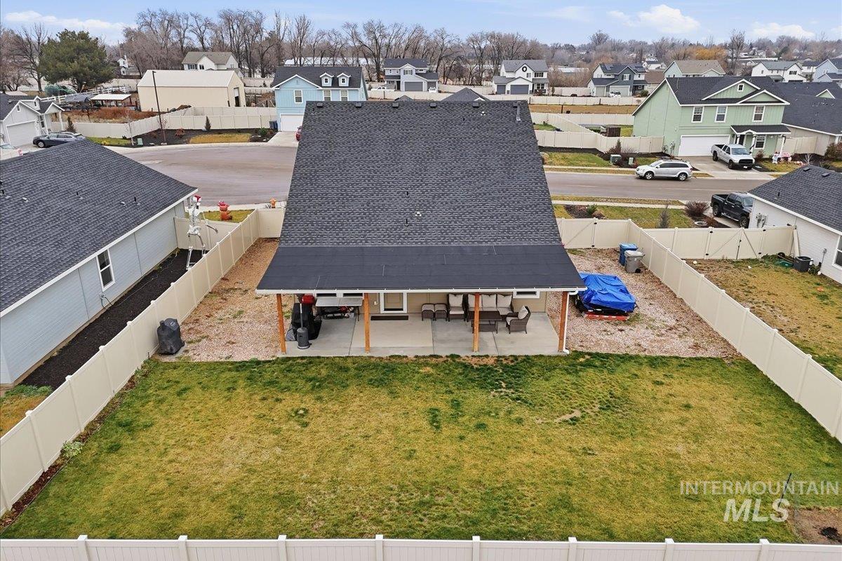 3225 E Mossy Rock Ct, Nampa, Idaho 83686, 4 Bedrooms, 3 Bathrooms, Residential For Sale, Price $425,000,MLS 98969621