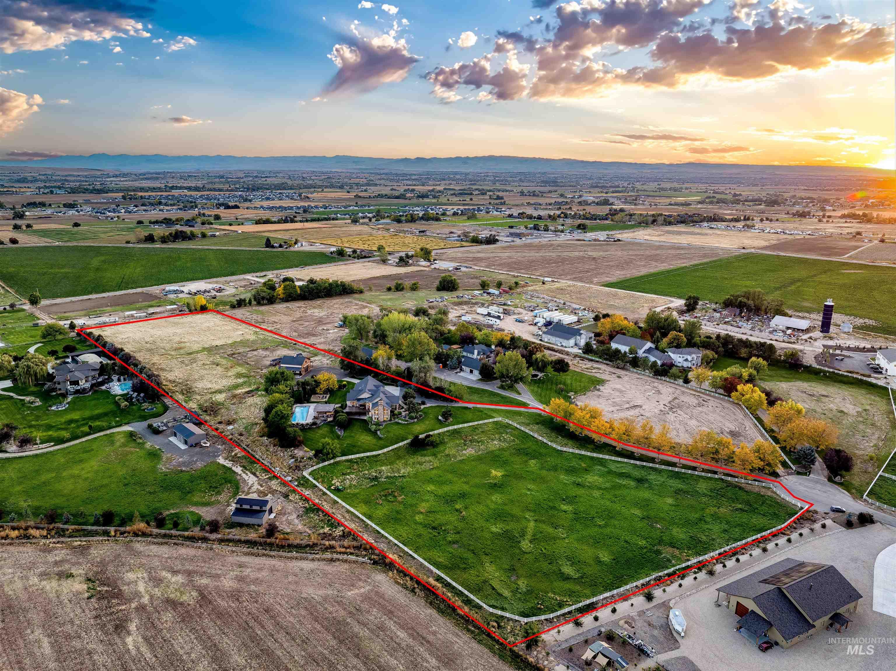 4262 S Rustler Lane, Meridian, Idaho 83642, 5 Bedrooms, 4.5 Bathrooms, Residential For Sale, Price $3,195,000,MLS 98969624
