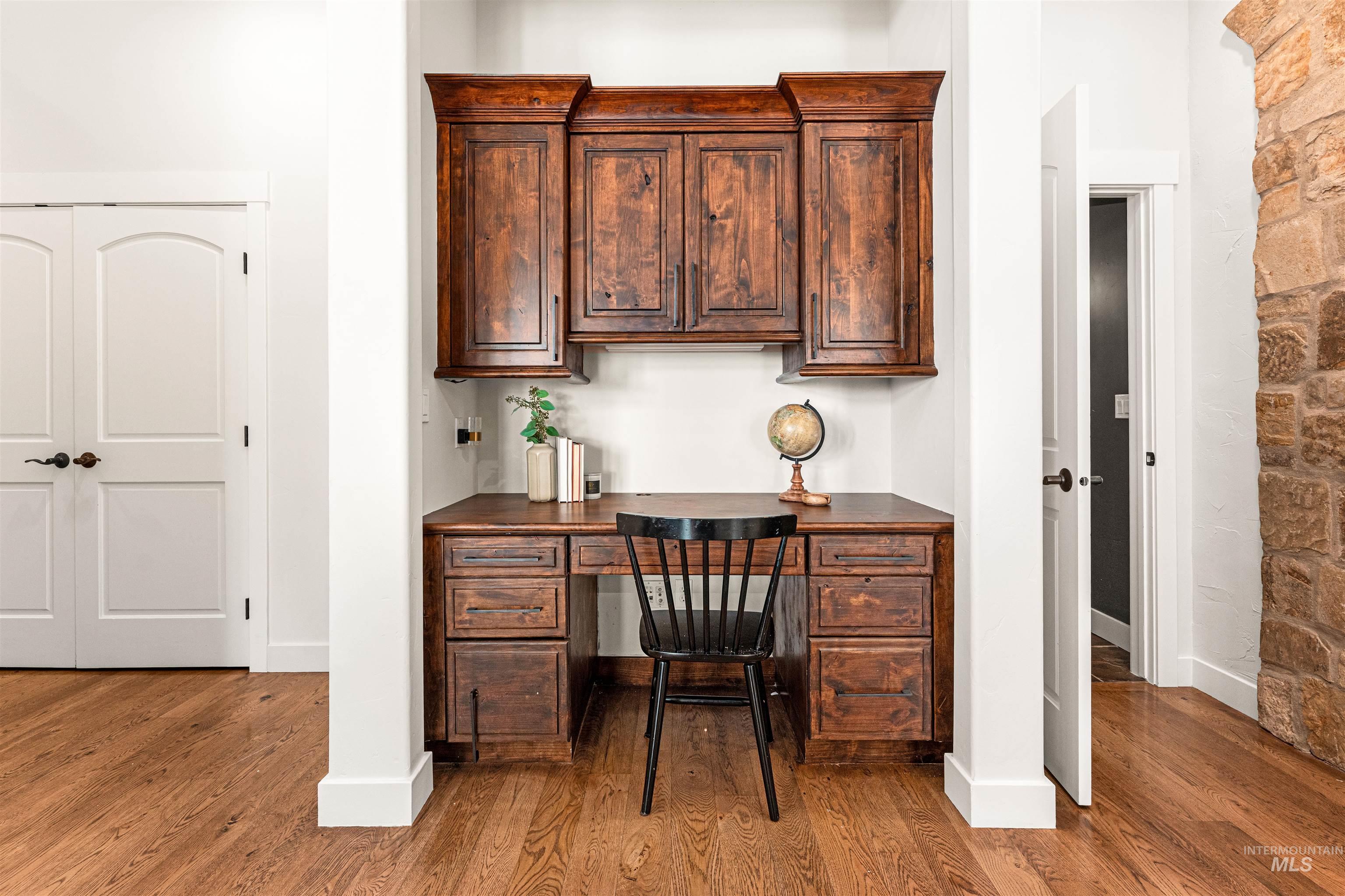 4262 S Rustler Lane, Meridian, Idaho 83642, 5 Bedrooms, 4.5 Bathrooms, Residential For Sale, Price $3,195,000, 98969624