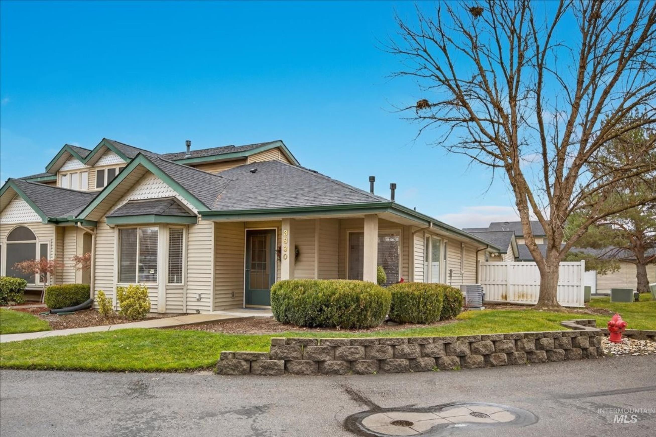 3830 N Kessinger Ln, Garden City, Idaho 83703, 2 Bedrooms, 2 Bathrooms, Residential For Sale, Price $419,900, 98969631