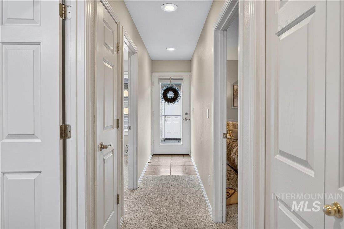 3830 N Kessinger Ln, Garden City, Idaho 83703, 2 Bedrooms, 2 Bathrooms, Residential For Sale, Price $419,900, 98969631