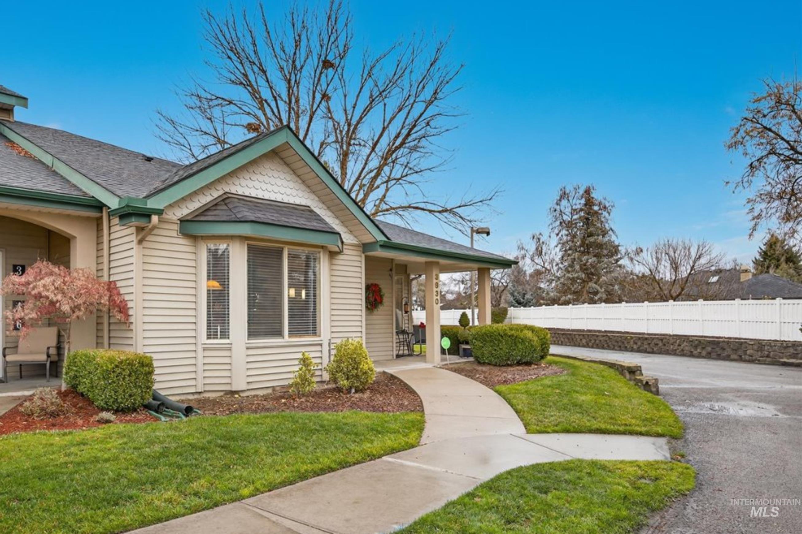 3830 N Kessinger Ln, Garden City, Idaho 83703, 2 Bedrooms, 2 Bathrooms, Residential For Sale, Price $419,900, 98969631