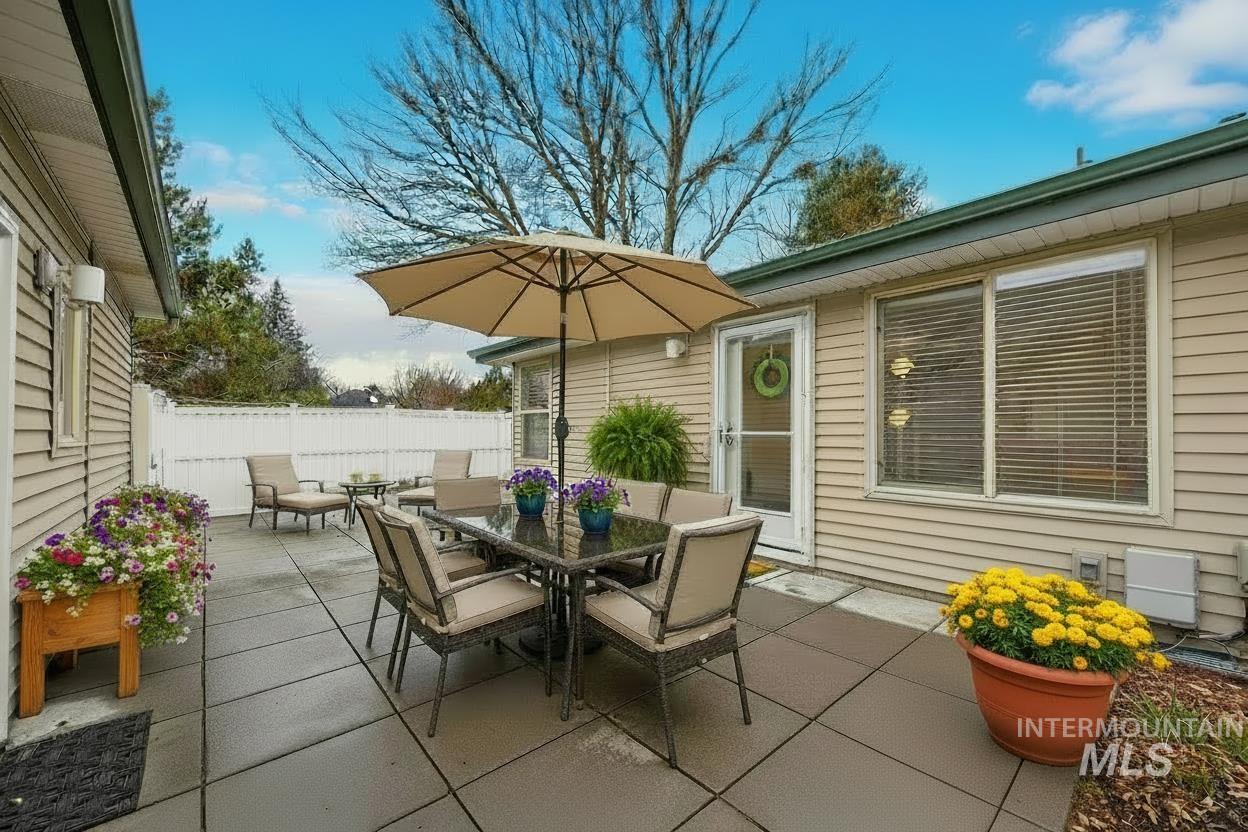 3830 N Kessinger Ln, Garden City, Idaho 83703, 2 Bedrooms, 2 Bathrooms, Residential For Sale, Price $419,900, 98969631