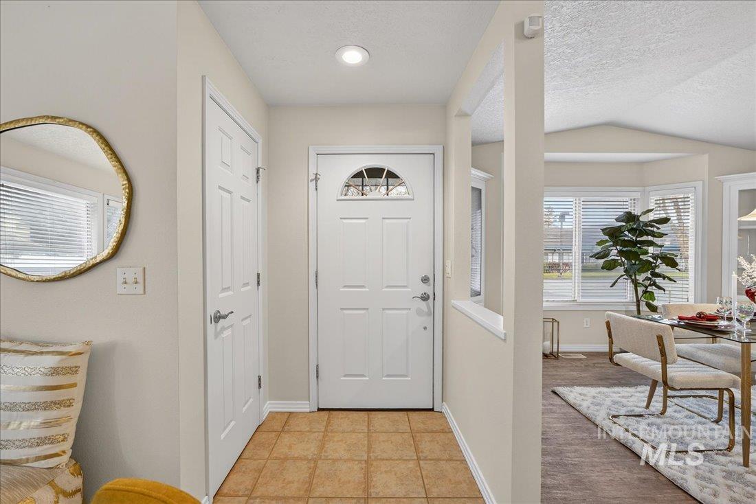 3830 N Kessinger Ln, Garden City, Idaho 83703, 2 Bedrooms, 2 Bathrooms, Residential For Sale, Price $419,900, 98969631