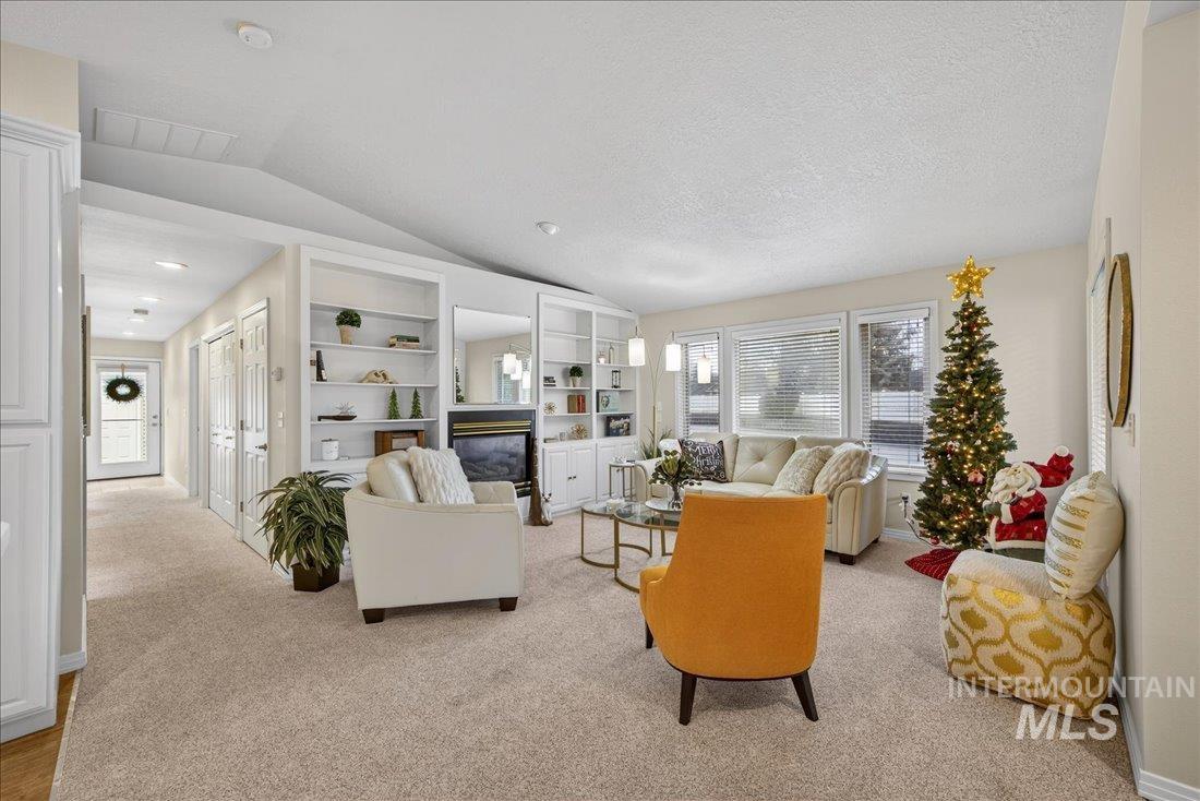 3830 N Kessinger Ln, Garden City, Idaho 83703, 2 Bedrooms, 2 Bathrooms, Residential For Sale, Price $419,900, 98969631