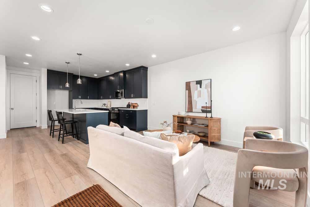 381 E Lombard Ln, Eagle, Idaho 83616, 3 Bedrooms, 2.5 Bathrooms, Residential For Sale, Price $588,995, 98969641