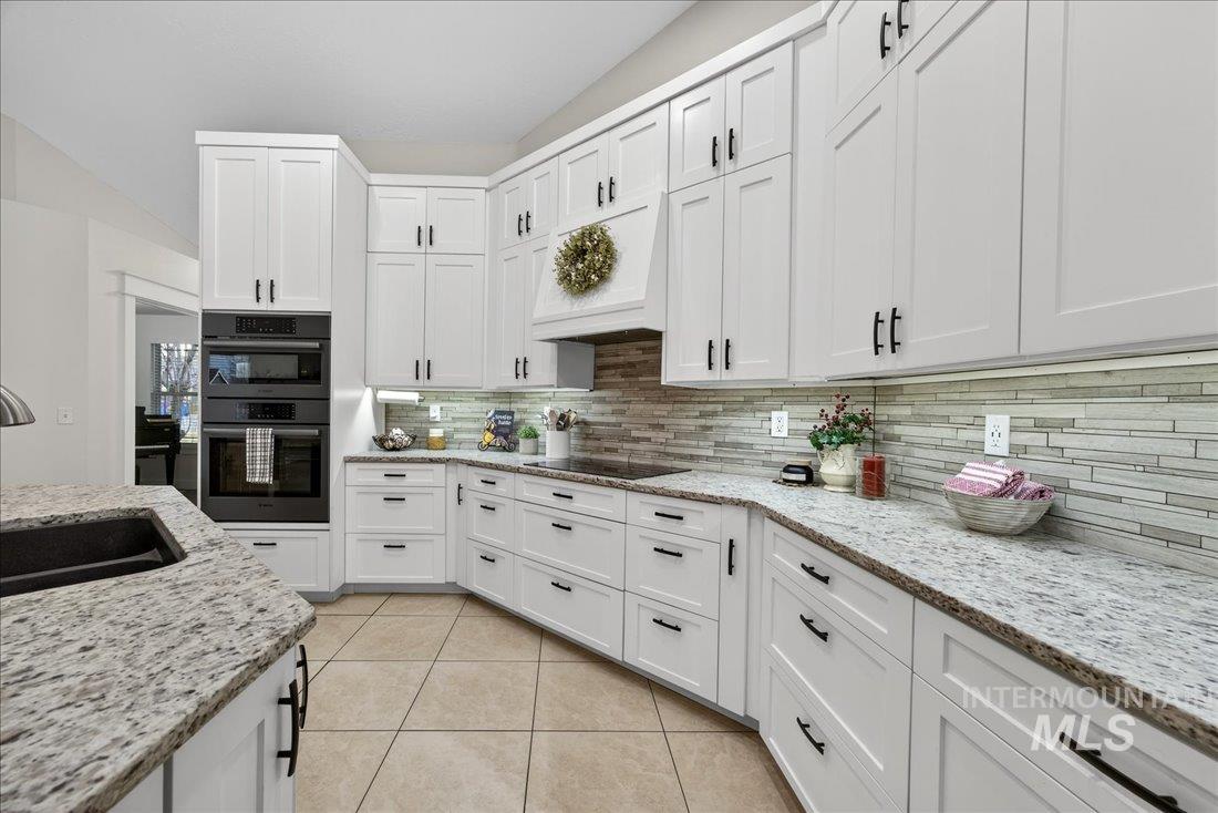 6113 S Roaring River Ave., Boise, Idaho 83709, 4 Bedrooms, 2.5 Bathrooms, Residential For Sale, Price $549,000, 98969644