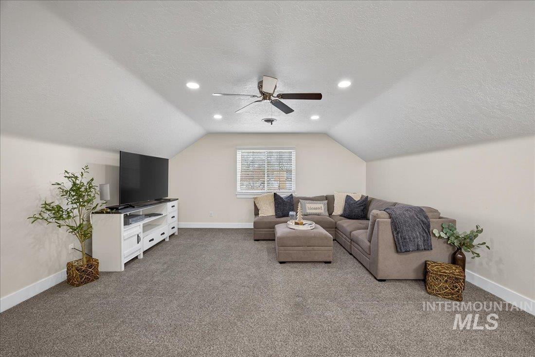 6113 S Roaring River Ave., Boise, Idaho 83709, 4 Bedrooms, 2.5 Bathrooms, Residential For Sale, Price $549,000, 98969644