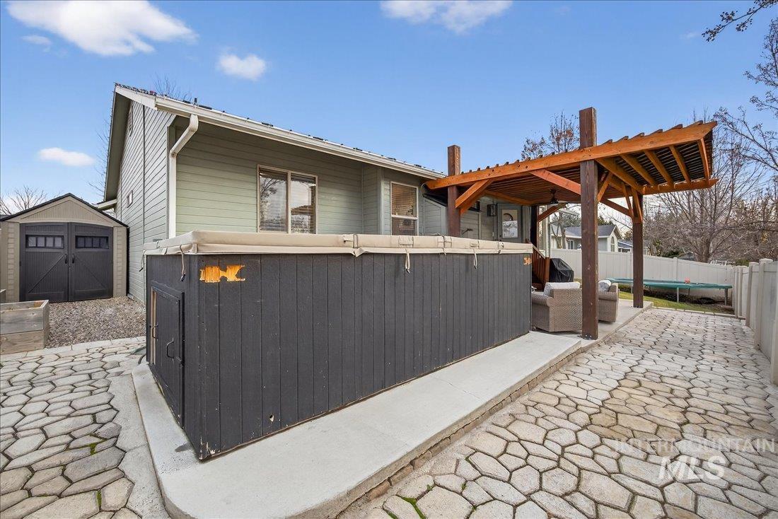 6113 S Roaring River Ave., Boise, Idaho 83709, 4 Bedrooms, 2.5 Bathrooms, Residential For Sale, Price $549,000, 98969644