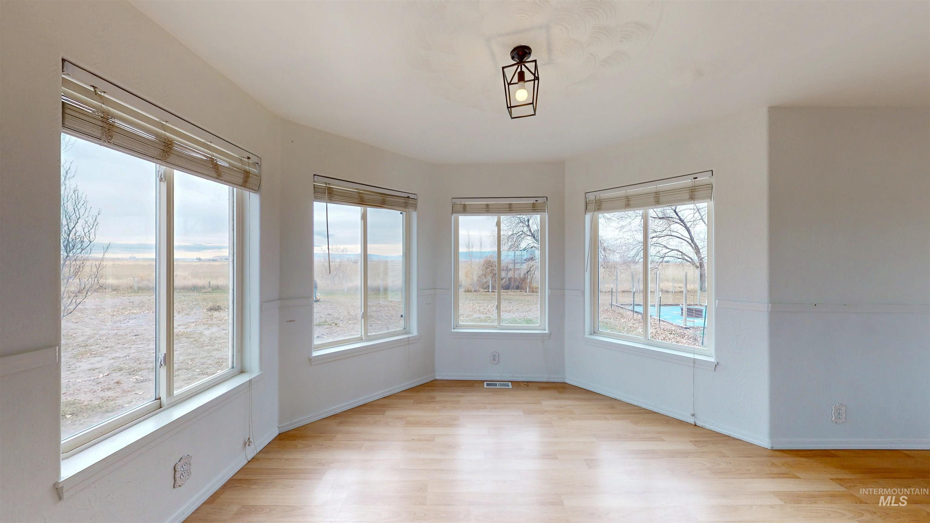 590 N 1089 E, Jackson, Idaho 83350, 6 Bedrooms, 3.5 Bathrooms, Residential For Sale, Price $469,900,MLS 98969646